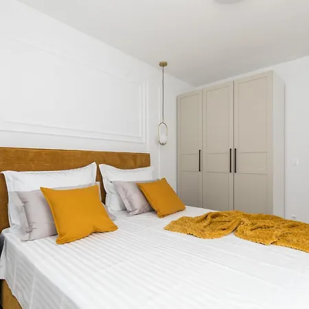 In Split Near The Adriatic Coast * Podstrana